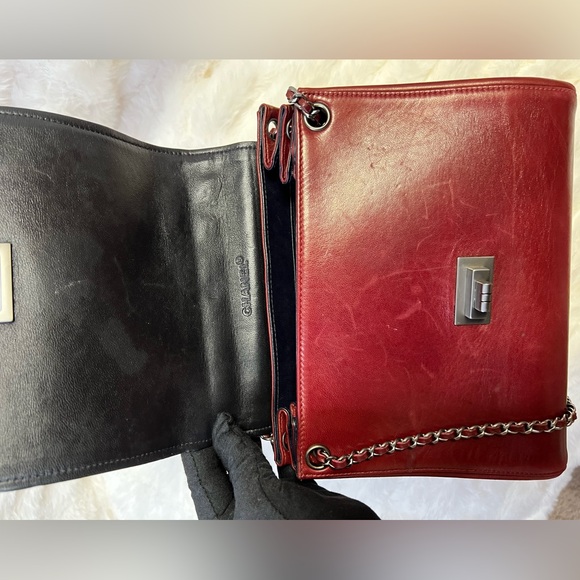 CHANEL Burgundy Square Quilt Accordion Flap Bag-63111012 - Picture 2 of 11